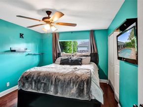 680 NW 100th Ln, Coral Springs FL 33071
