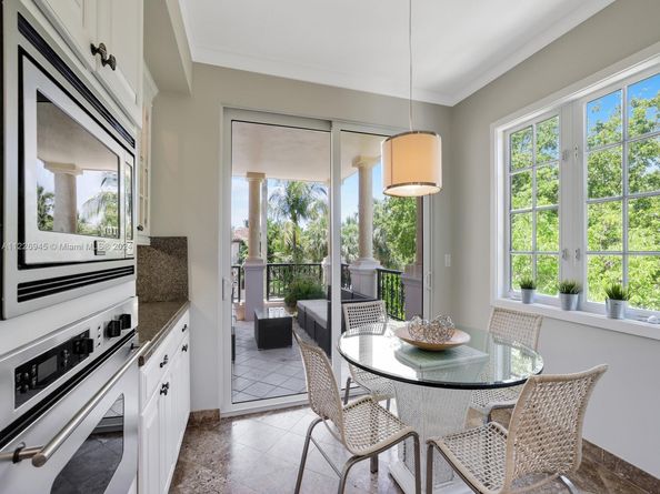 19126 Fisher Island Dr 19126, Miami Beach FL 33109