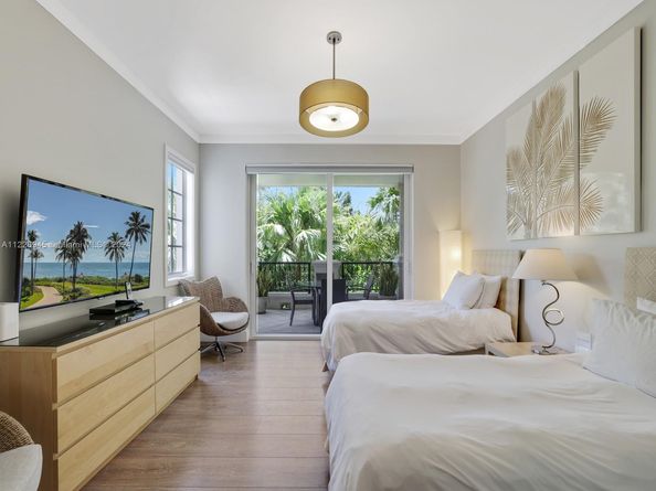 19126 Fisher Island Dr 19126, Miami Beach FL 33109