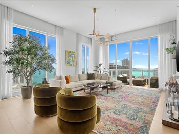 900 Brickell Key Blvd