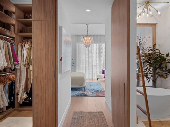 900 Brickell Key Blvd 1604, Miami FL 33131