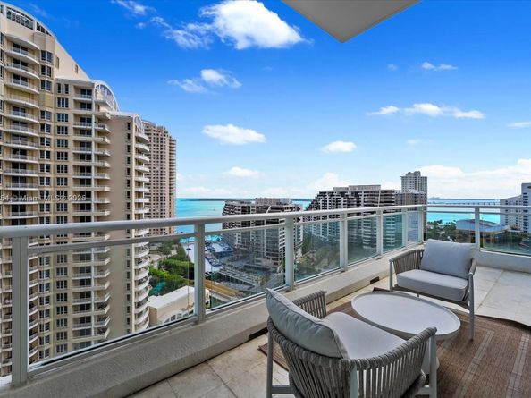 900 Brickell Key Blvd 1604, Miami FL 33131