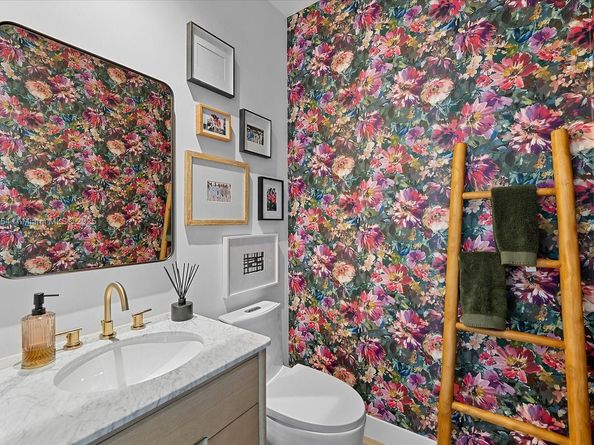 900 Brickell Key Blvd 1604, Miami FL 33131