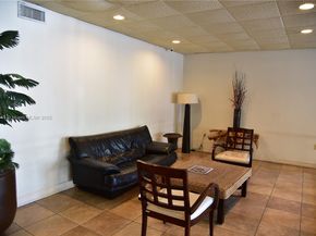 6900 Bay Dr 9D, Miami Beach FL 33141