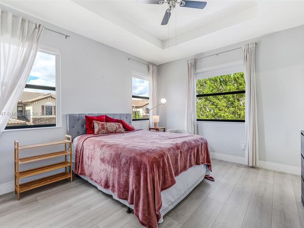 15097 SW 115th St, Miami FL 33196