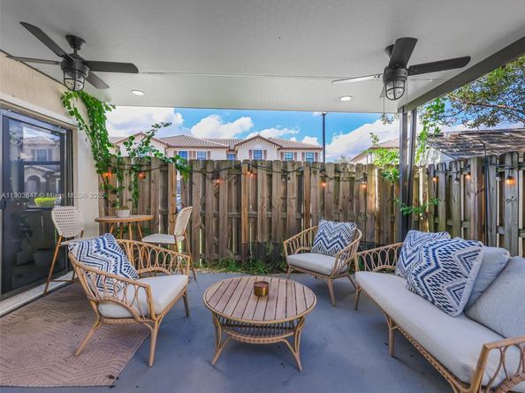 15097 SW 115th St, Miami FL 33196