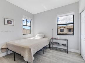 15097 SW 115th St, Miami FL 33196