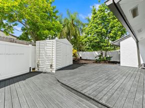 1720 SW 86th Ave, Miramar FL 33025