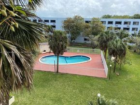 650 NE 149th St 407A, Miami FL 33161