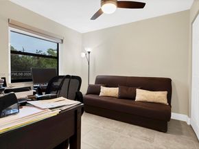 2941 N Nob Hill Rd 208, Sunrise FL 33322