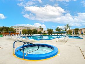 2941 N Nob Hill Rd 208, Sunrise FL 33322