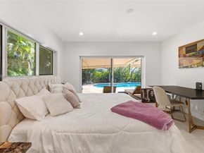 1014 Jefferson St, Hollywood FL 33019