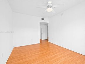 6722 W Sample Rd 6722, Coral Springs FL 33067