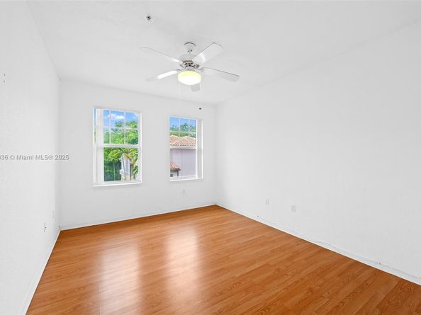 6722 W Sample Rd 6722, Coral Springs FL 33067