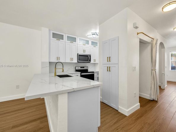 2928 SE 2nd St 5, Homestead FL 33033