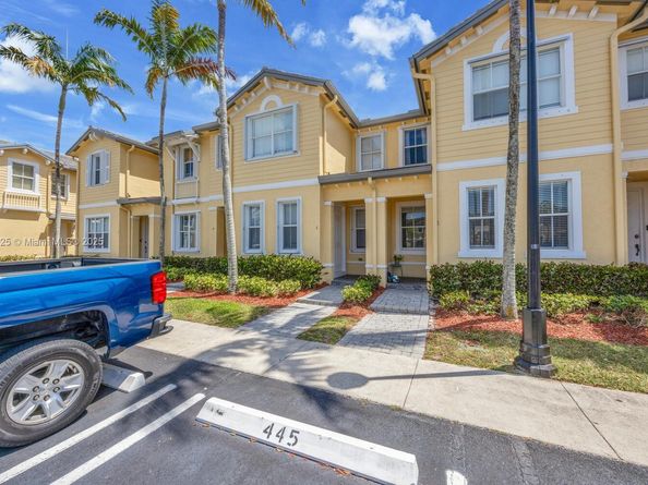 2928 SE 2nd St 5, Homestead FL 33033