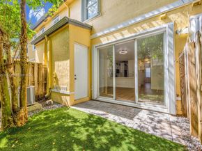 2928 SE 2nd St 5, Homestead FL 33033