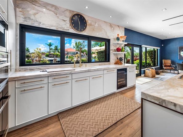 3444 NE 167th St, North Miami Beach FL 33160