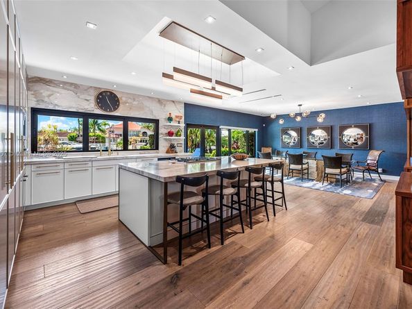 3444 NE 167th St, North Miami Beach FL 33160