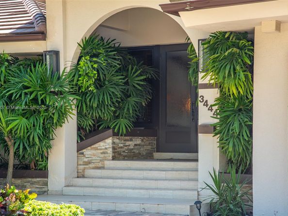3444 NE 167th St, North Miami Beach FL 33160