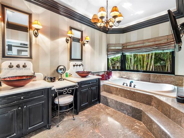 3444 NE 167th St, North Miami Beach FL 33160