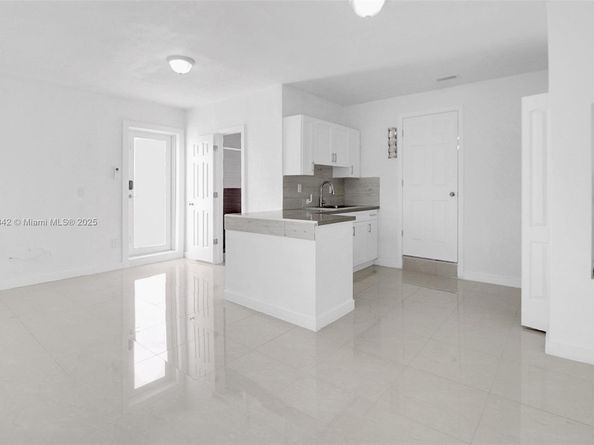 15251 SW 56th Terrace, Kendall FL 33193