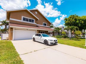 510 NW 207th Ave, Pembroke Pines FL 33029
