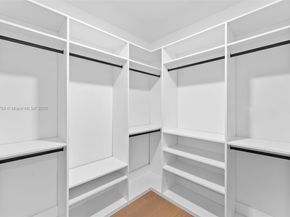 3132 Plaza St, Miami FL 33133