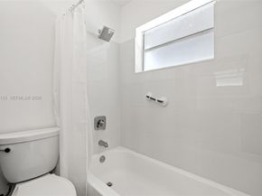 3035 Hayes St, Hollywood FL 33021