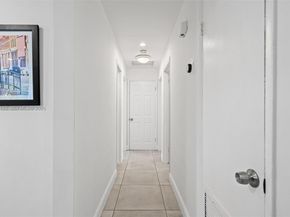 3035 Hayes St, Hollywood FL 33021