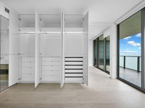 650 NE 32nd St 1004, Miami FL 33137