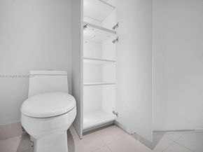 650 NE 32nd St 1004, Miami FL 33137