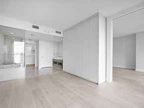 650 NE 32nd St 1004, Miami FL 33137