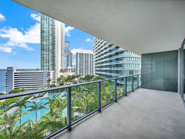 650 NE 32nd St 1004, Miami FL 33137