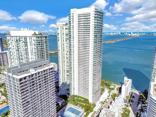 650 NE 32nd St 1004, Miami FL 33137