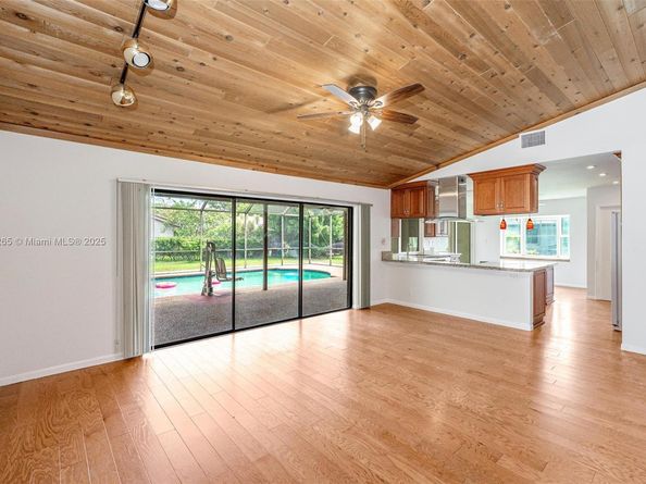 9919 SW 1st Ct, Coral Springs FL 33071