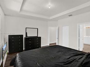 2502 NE 1st St, Homestead FL 33033