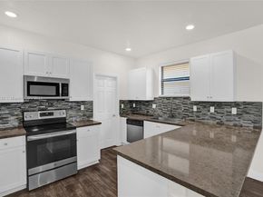 2502 NE 1st St, Homestead FL 33033