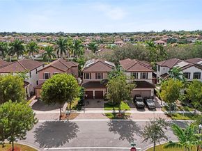 2502 NE 1st St, Homestead FL 33033