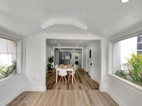 920 SW 8th Ct, Miami FL 33130