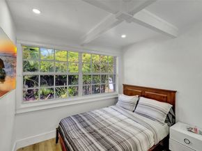 920 SW 8th Ct, Miami FL 33130