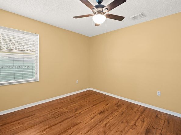 18506 NW 24th Pl, Pembroke Pines FL 33029