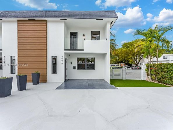 7996 Crespi Blvd 4, Miami Beach FL 33141