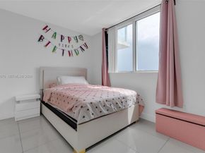 1861 NW S River Dr 1207, Miami FL 33125