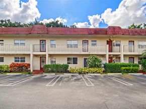 19 Abbey Ln 104, Delray Beach FL 33446