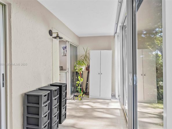 19 Abbey Ln 104, Delray Beach FL 33446