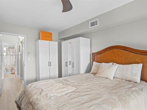 19 Abbey Ln 104, Delray Beach FL 33446