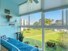 2223 Park Ln 207, Hollywood FL 33021