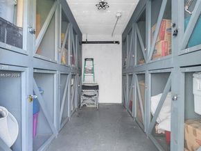 2223 Park Ln 207, Hollywood FL 33021