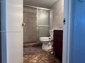 920 NE 199th St 4S, Miami FL 33179